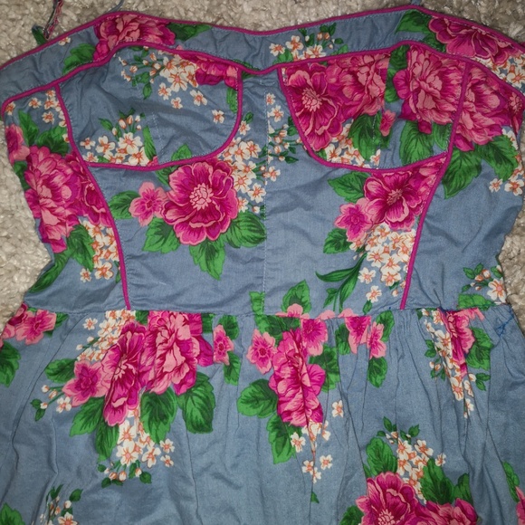 Floral Blue Pleated Vintage Style Mini Dress - Picture 3 of 4